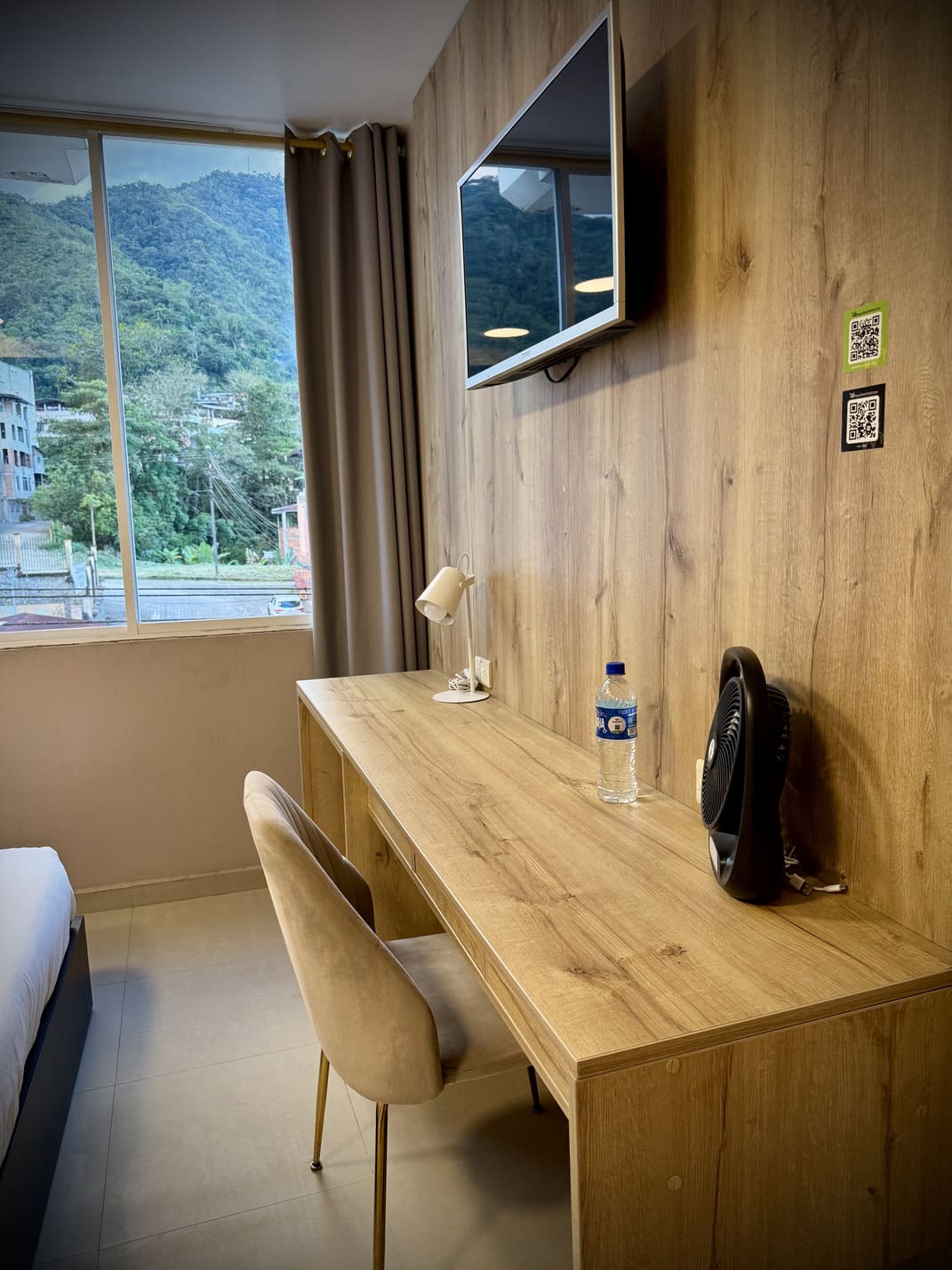 Baño privado moderno Wampushkar Living